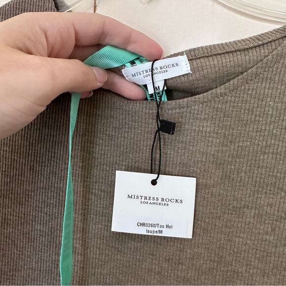 NWT Mistress Rocks Too Hot Taupe old Shoulder Dress Medium - Picture 4 of 7